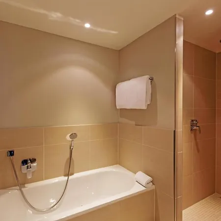 Otel Steigenberger Airport Berlin