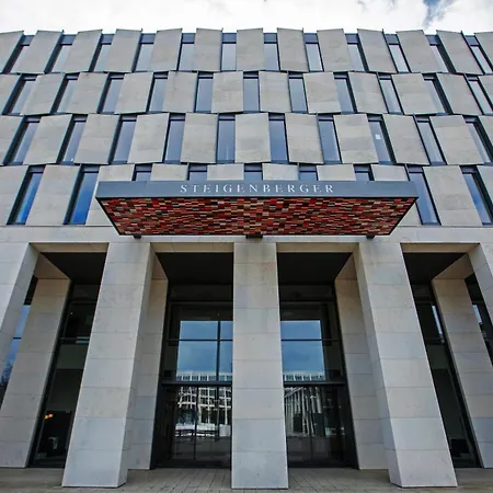 Otel Steigenberger Airport Berlin 4*