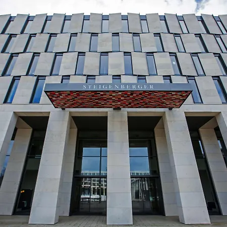 Отель Steigenberger Airport Berlin Шёнефельд