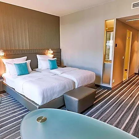Hotel Steigenberger Airport Berlin 4*