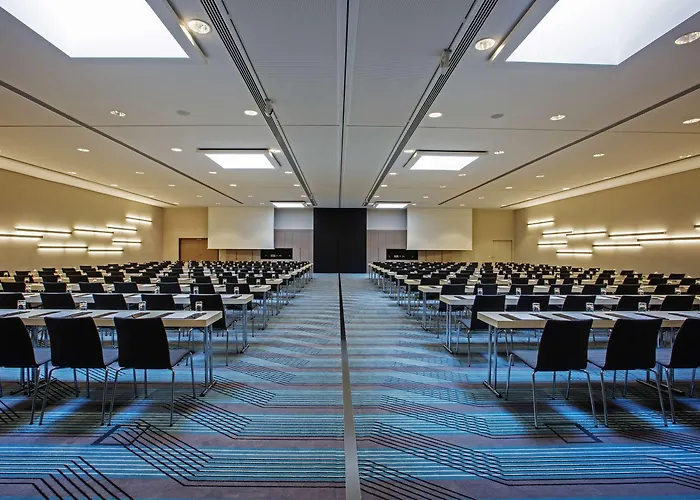 호텔 Steigenberger Airport Berlin 4*