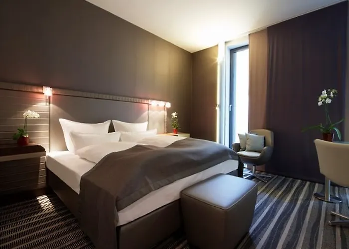 호텔 Steigenberger Airport Berlin 4*